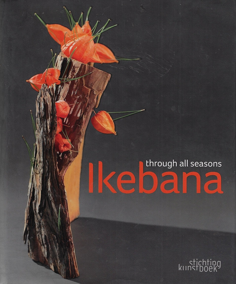 Ikebana through all seasons