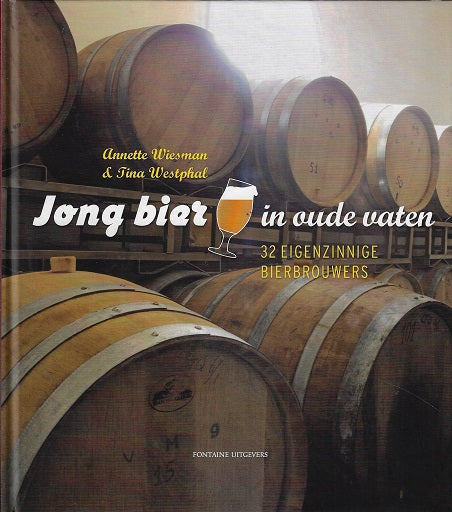 Jong bier in oude vaten