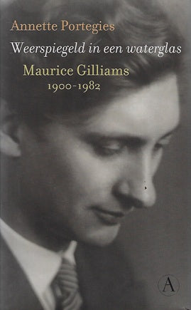 Weerspiegeld in een waterglas