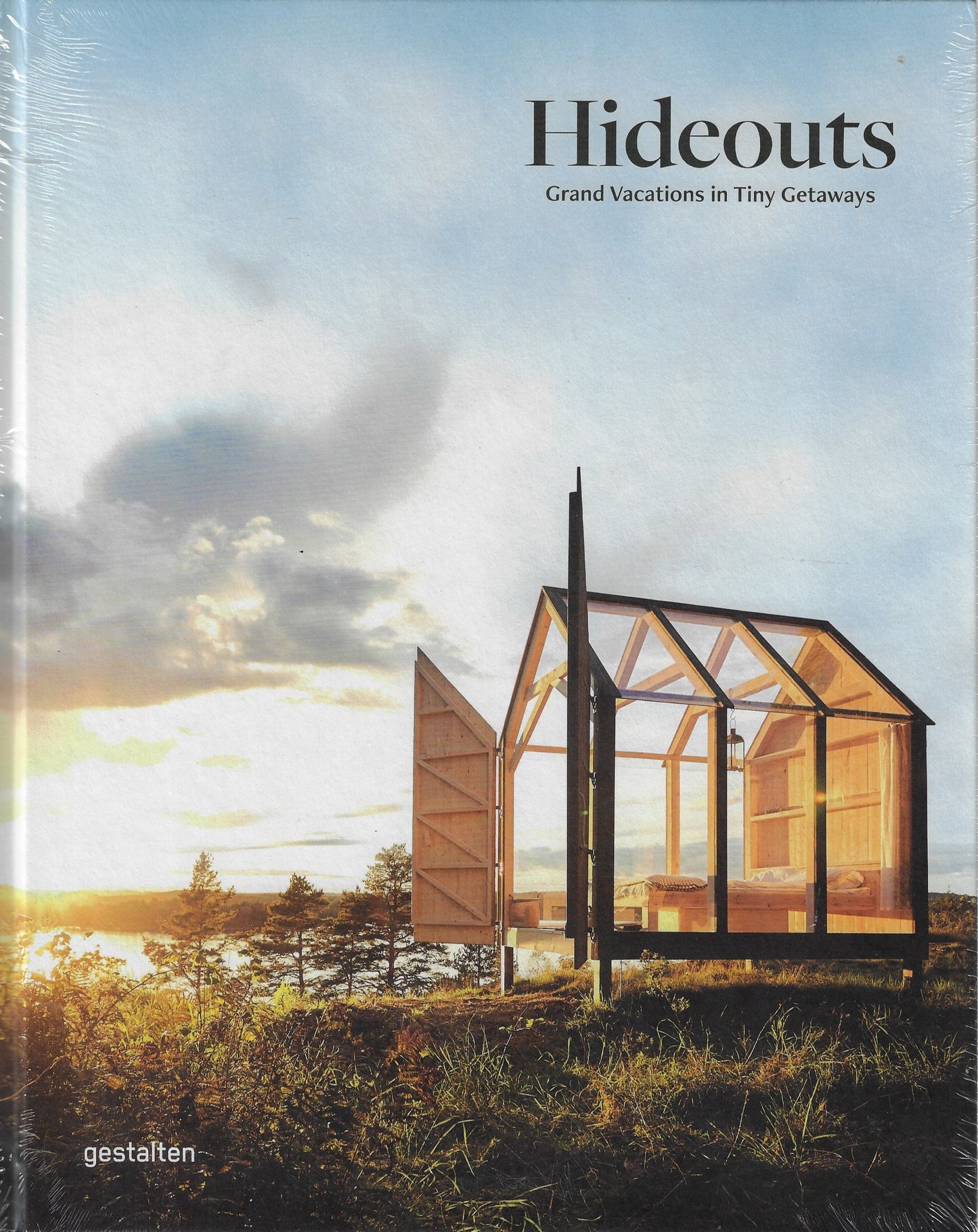 Hideouts / Grand Vacations in Tiny Getaways