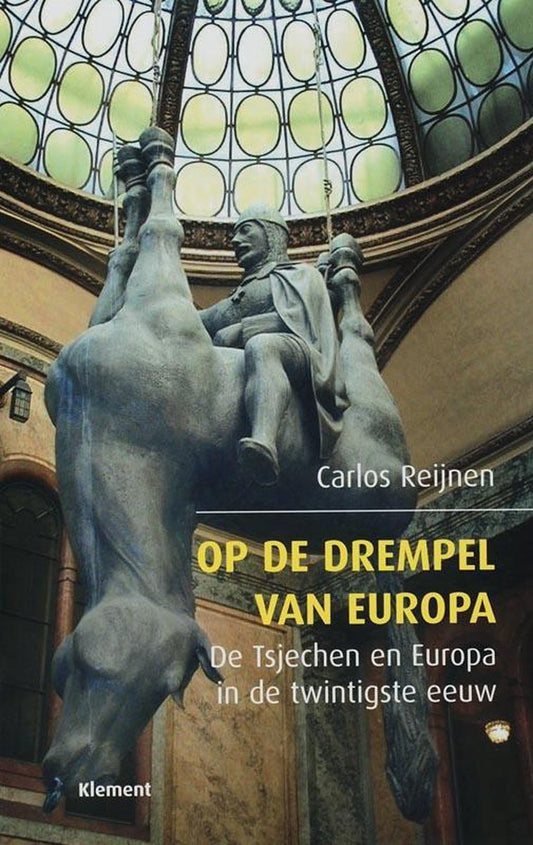 Omslag van Op de drempel van Europa door Carlos Reijnen, tweedehands boek bij Boekhandel Bloks