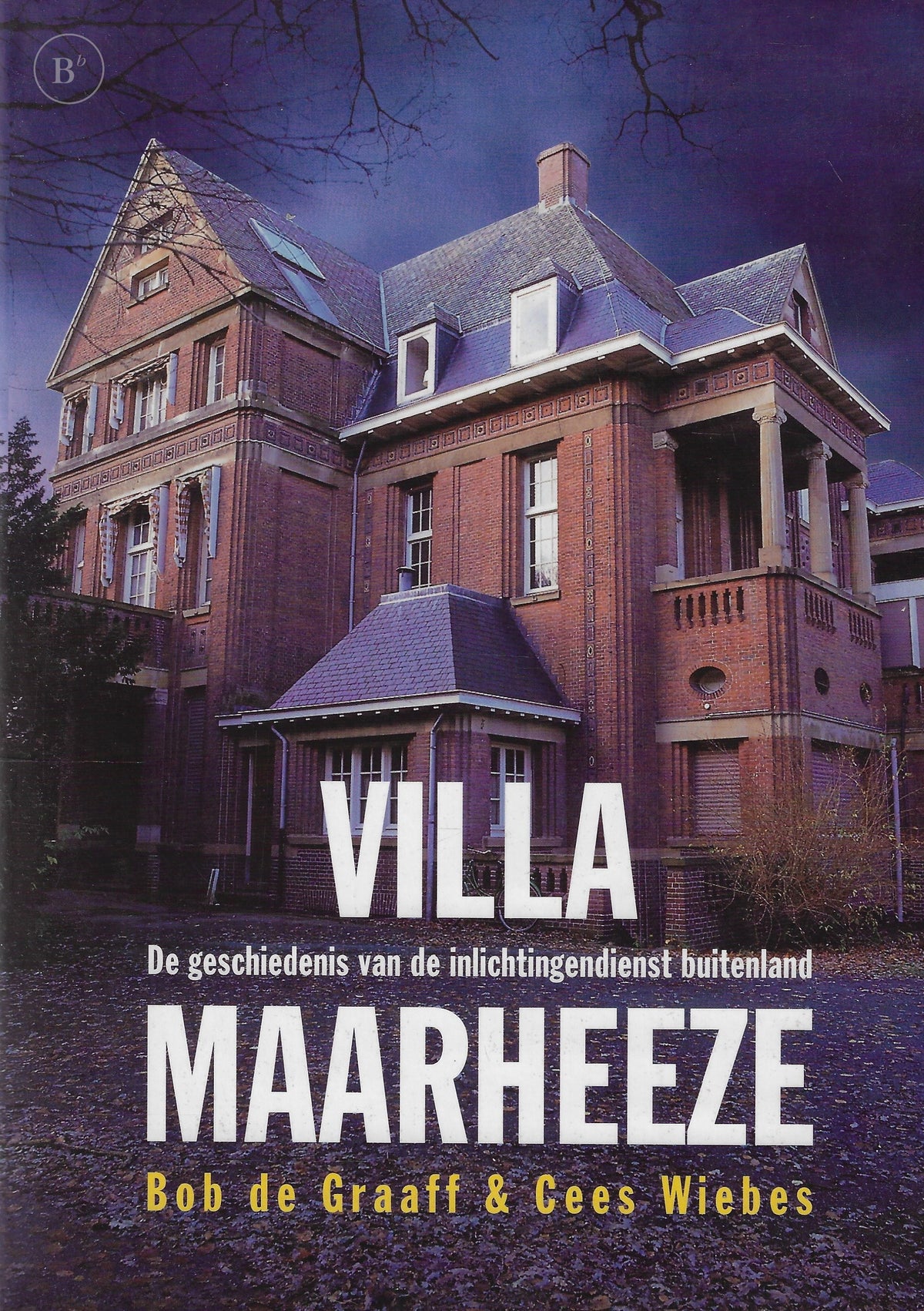 Omslag van Villa Maarheeze door Bob de Graaff, tweedehands boek bij Boekhandel Bloks