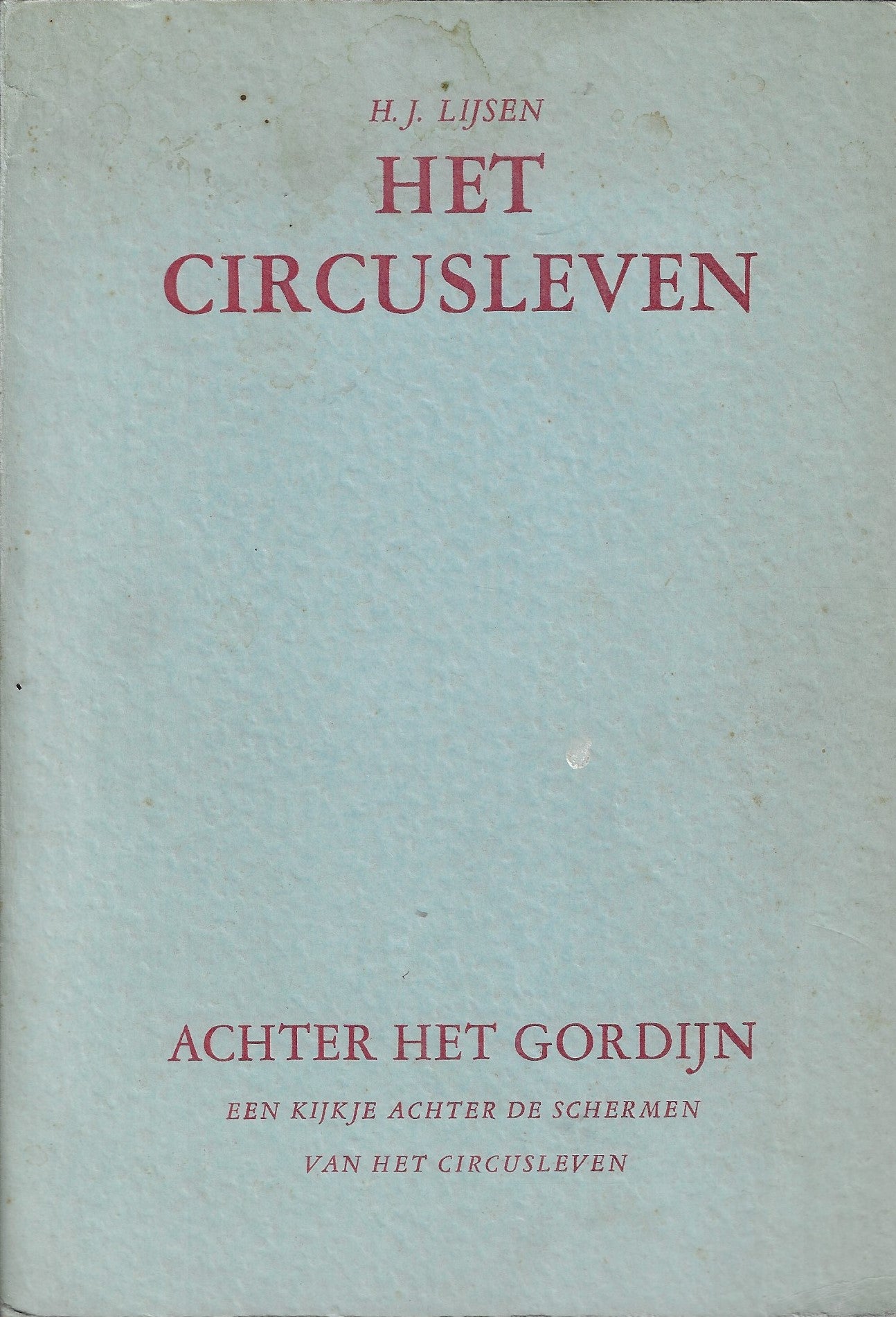 Achter het gordijn